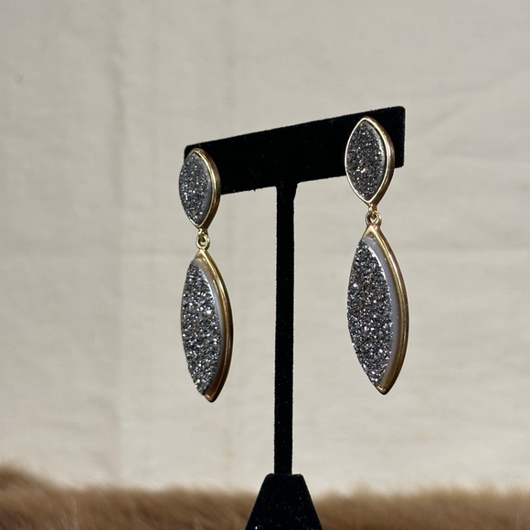Elegant Gold and Silver Drop Earrings - Picture 2 of 3